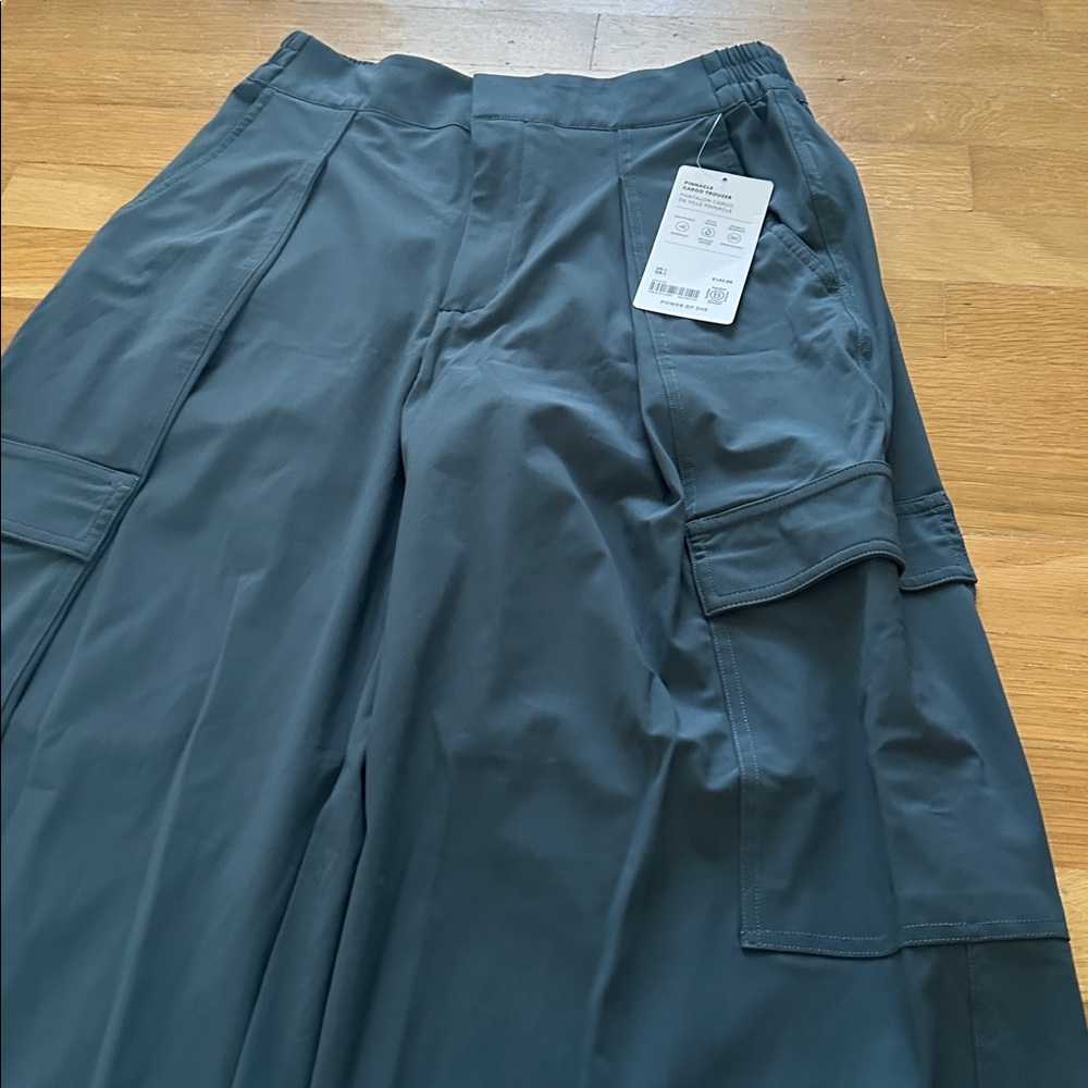 NWT ATHLETA Stylish Women's  Wide-Leg Pants - Picture 3 of 6